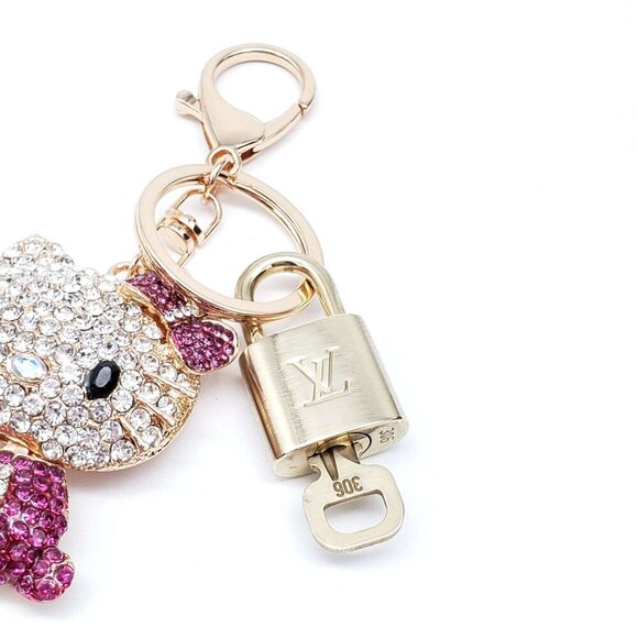100% Auth Louis Vuitton Lock & Key with unbranded Bagcharm, Keycharm, Keychain - Picture 3 of 9